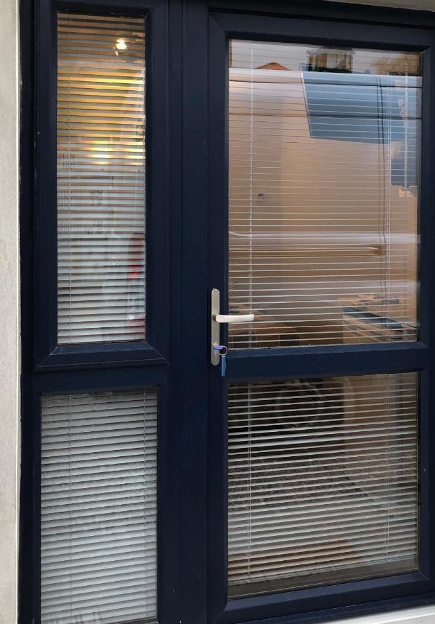 Skellig Port Accommodation - 1 Studio Bed Apartment Portmagee Esterno foto