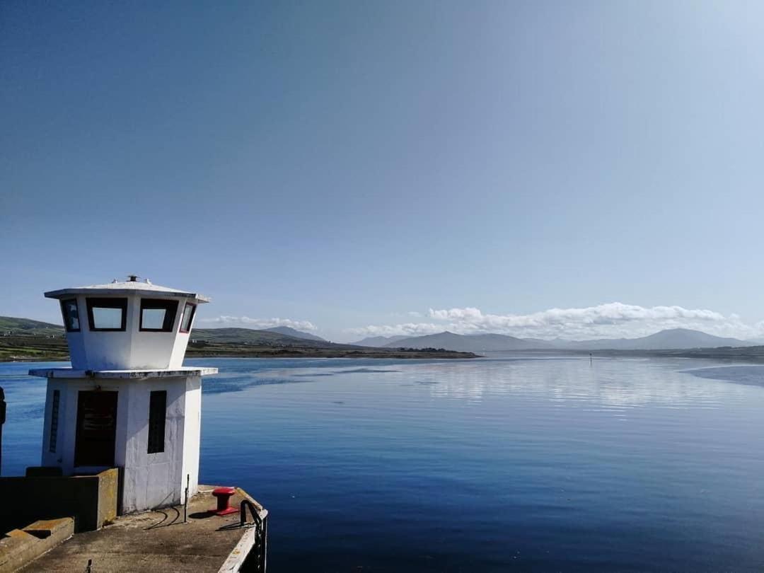 Skellig Port Accommodation - 1 Studio Bed Apartment Portmagee Esterno foto