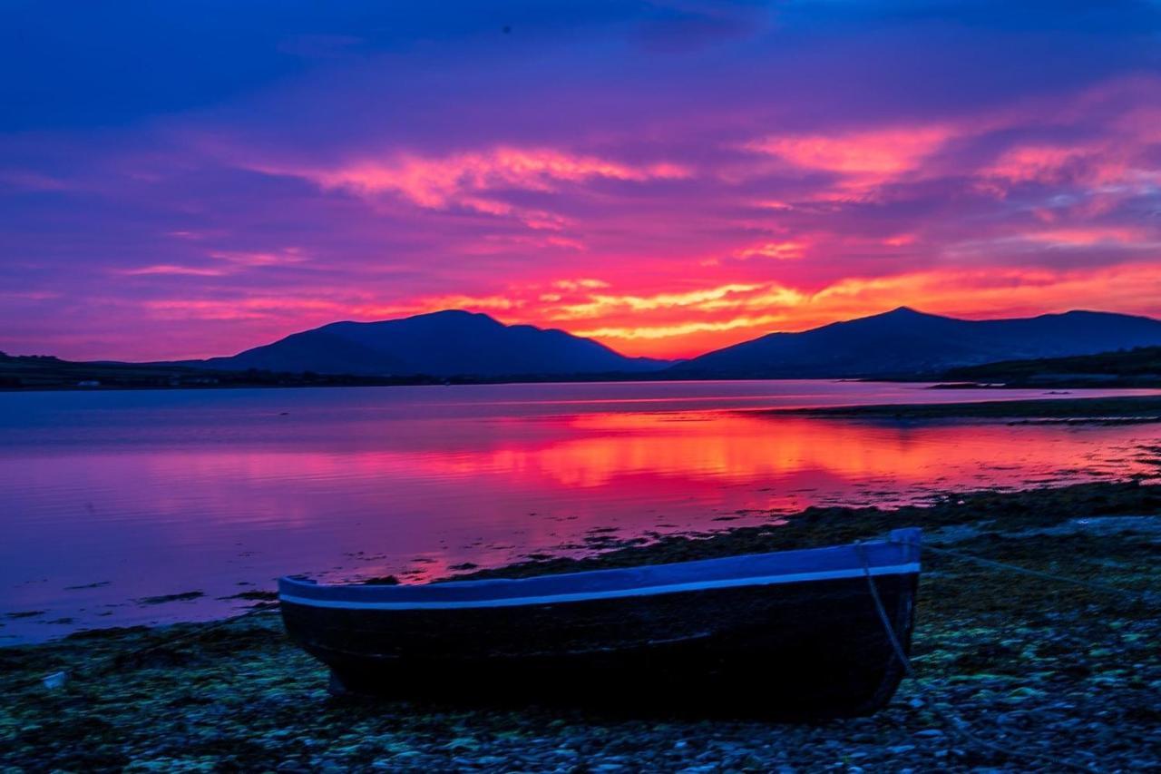 Skellig Port Accommodation - 1 Studio Bed Apartment Portmagee Esterno foto