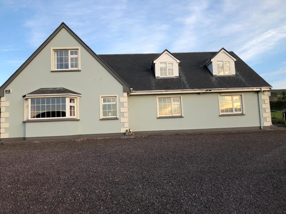 Skellig Port Accommodation - 1 Studio Bed Apartment Portmagee Esterno foto